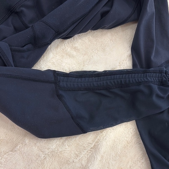 Lululemon athletica dark blue Women's Leggings size 6 - Picture 9 of 10
